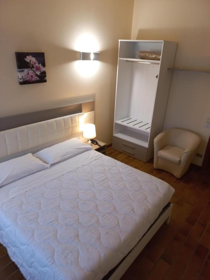 Park Hotel Castel San Pietro Terme Luaran gambar