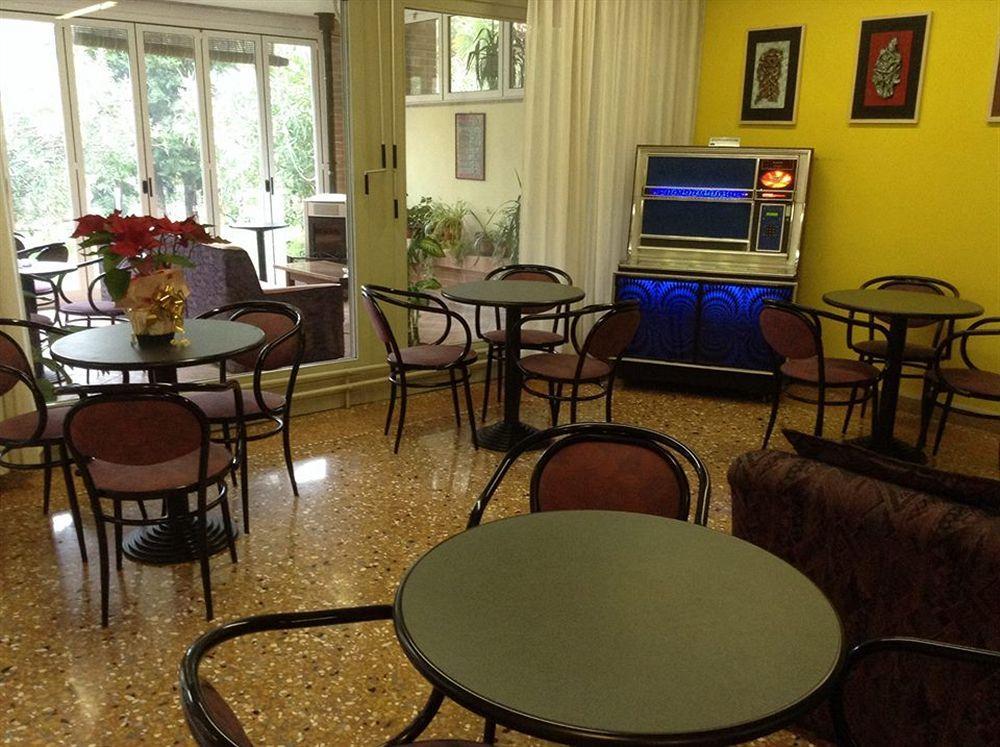 Park Hotel Castel San Pietro Terme Luaran gambar
