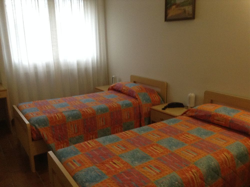 Park Hotel Castel San Pietro Terme Luaran gambar